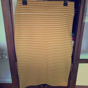 XL PENCIL SKIRT
